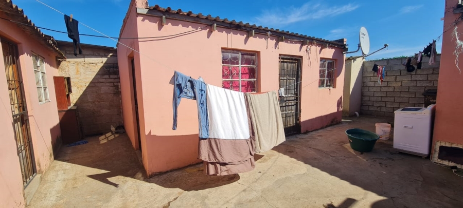 10 Bedroom Property for Sale in Zwide Eastern Cape